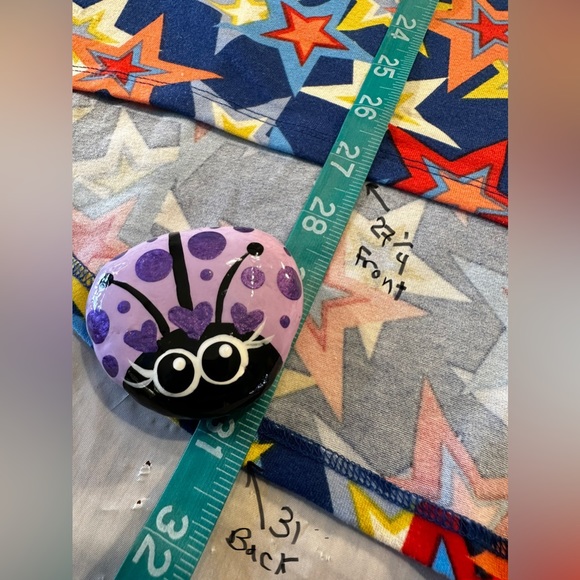 LuLaRoe Top Classic Drop Tail Short Sleeve Tee Size XXS Vibrant Colorful Stars - Picture 10 of 16